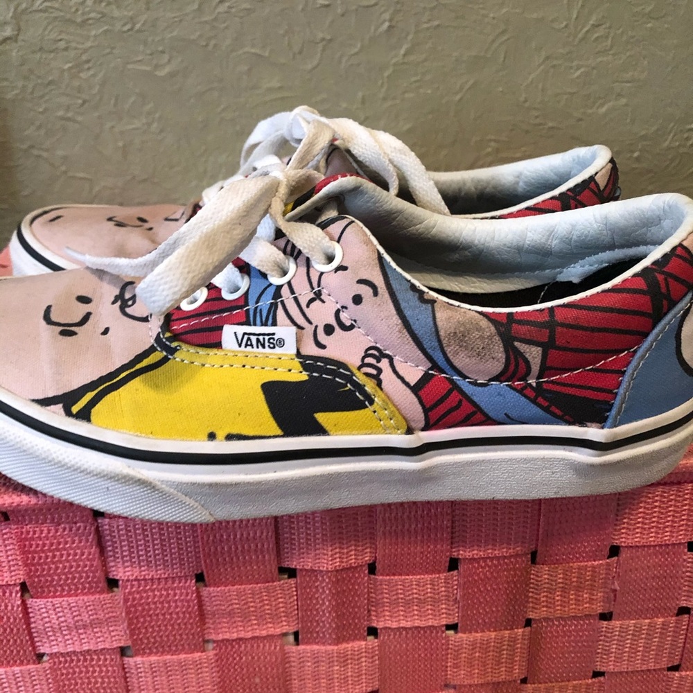 Vans - Picture 3 of 5